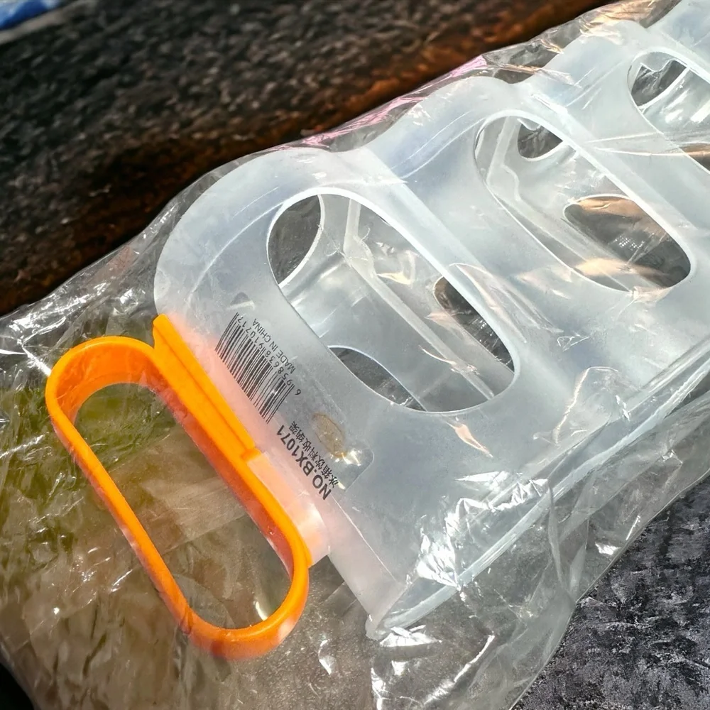 NWT Soda Can Organizer Fridge Beverage Holder